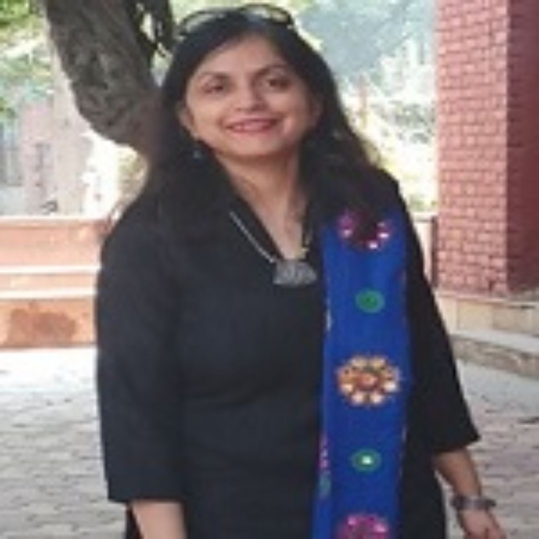 Portrait of Manisha Saini